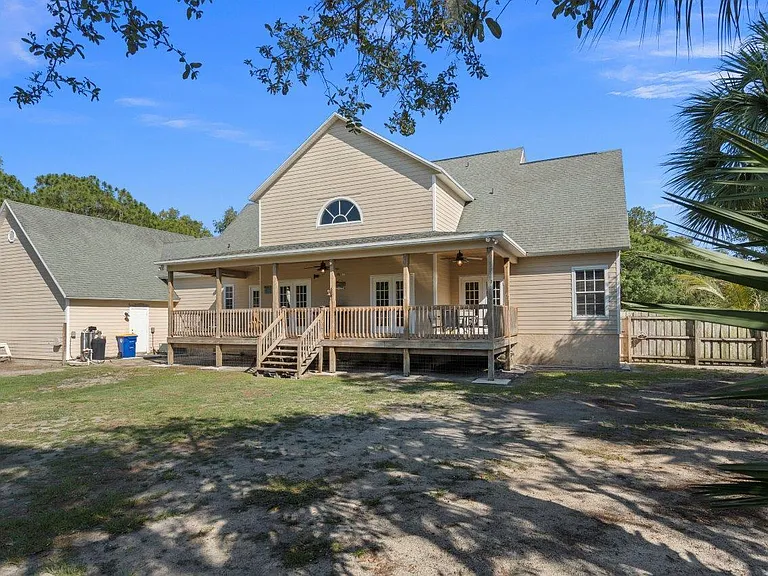 405 SE Salerno Rd — Photo 38