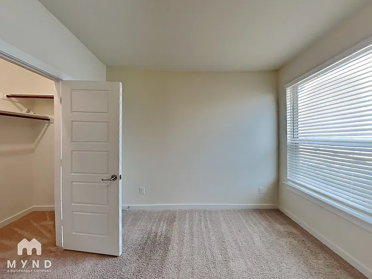 4725 Tanglewood Dr — Photo 12