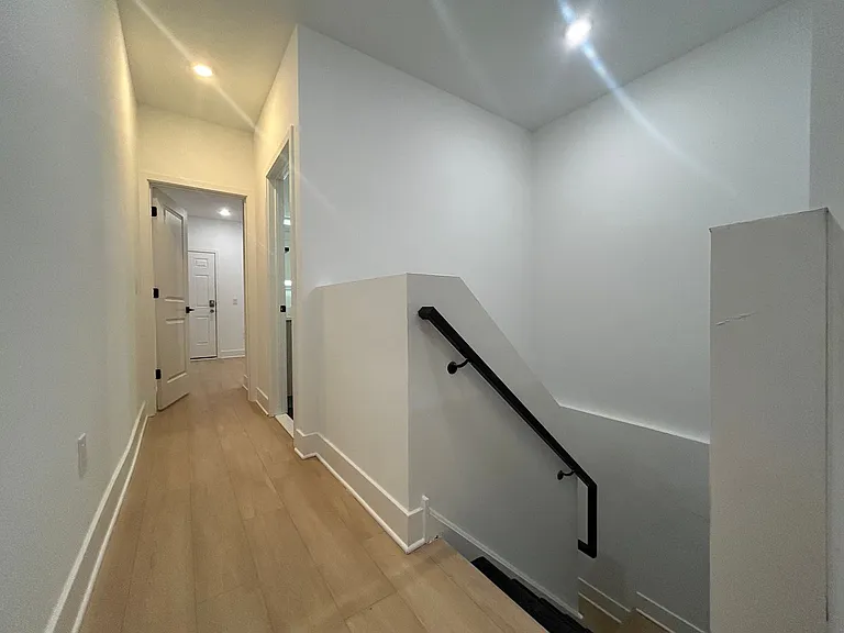 612 N 39th St — Photo 3