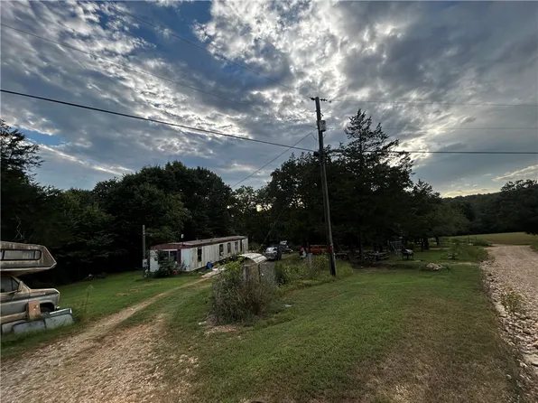 2810 Fitch Rd, Harrison, AR 72601
