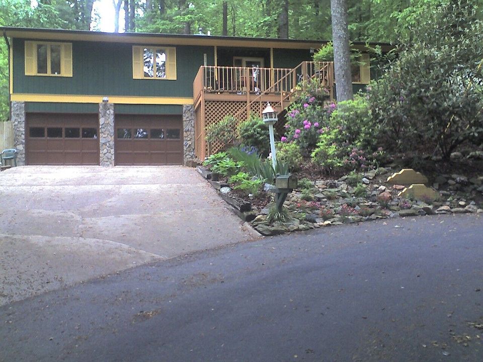 1st image of 321 Woodland Trl