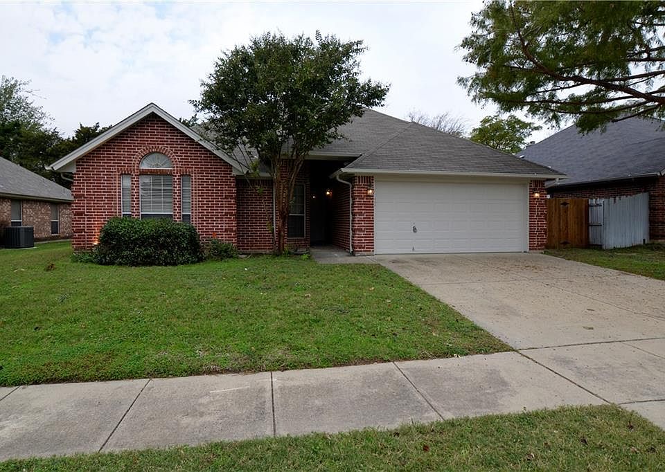 1st image of 6721 Lucas Ln