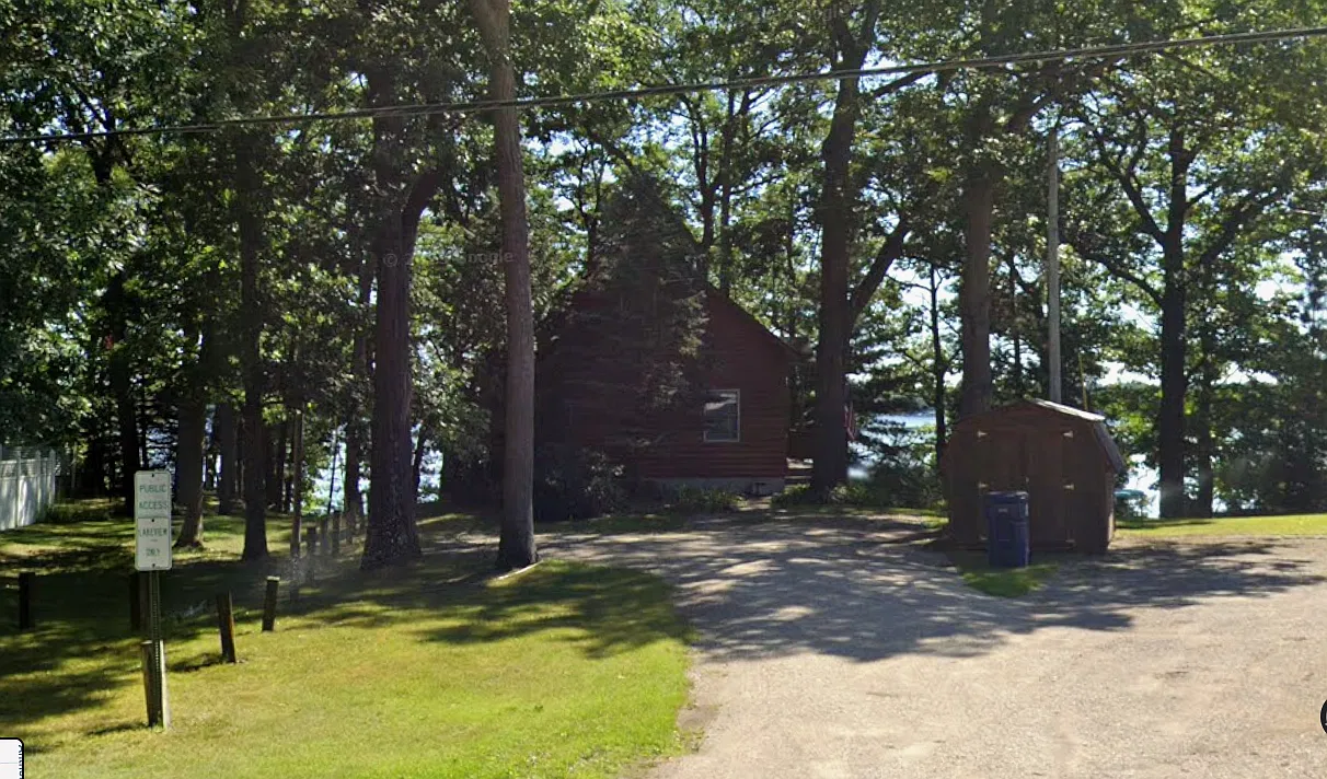 2 bed, 1400 sqft, $1,900 — Photo 2