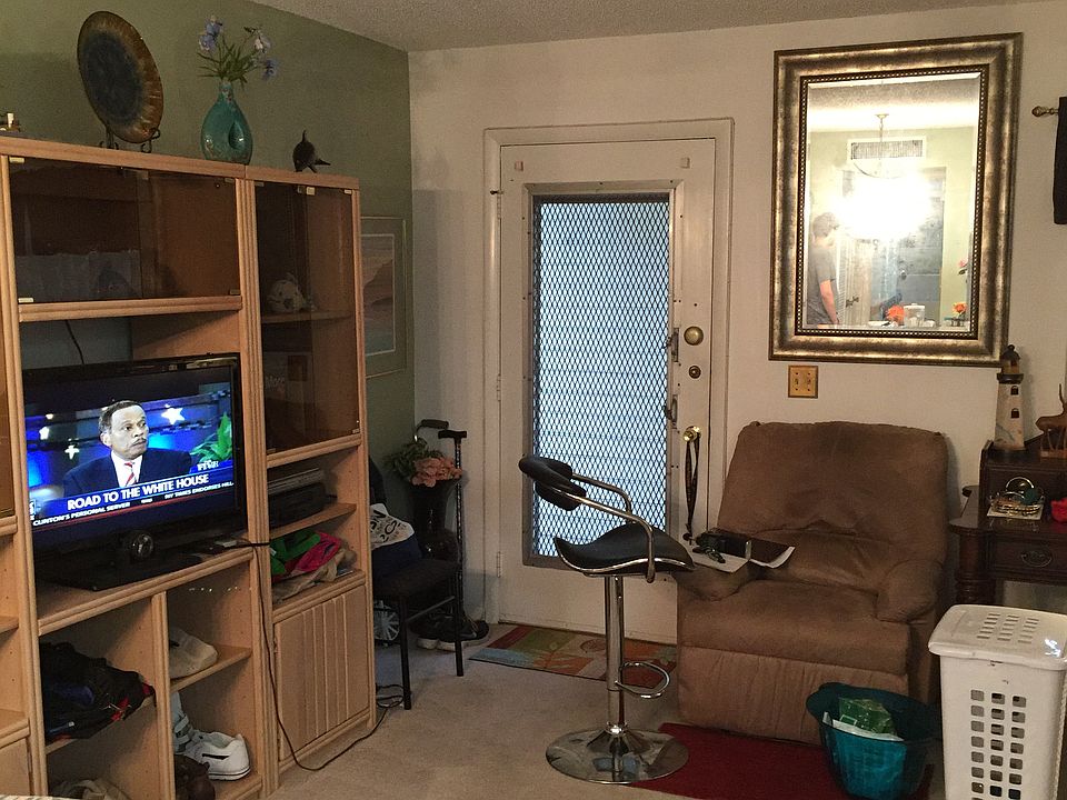 1st image of 162 Piedmont Way #D