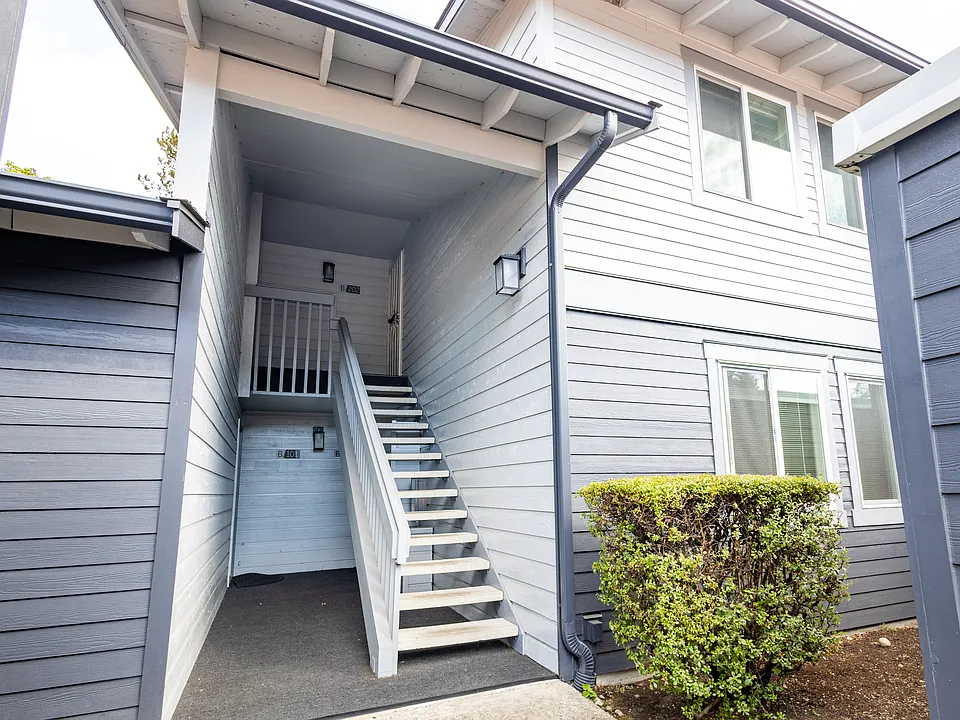 25732 115th Ave SE #B202