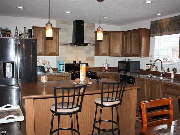 4th image of 58721 Brookside Blvd