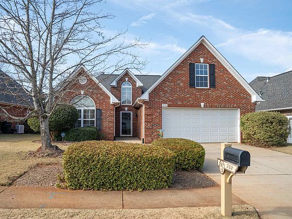 4th image of 743 Lanyon Ln
