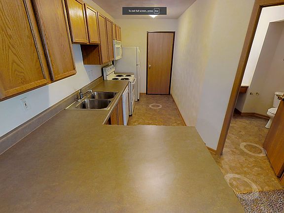 5th image of 2710 Sandhutton Ave APT 9
