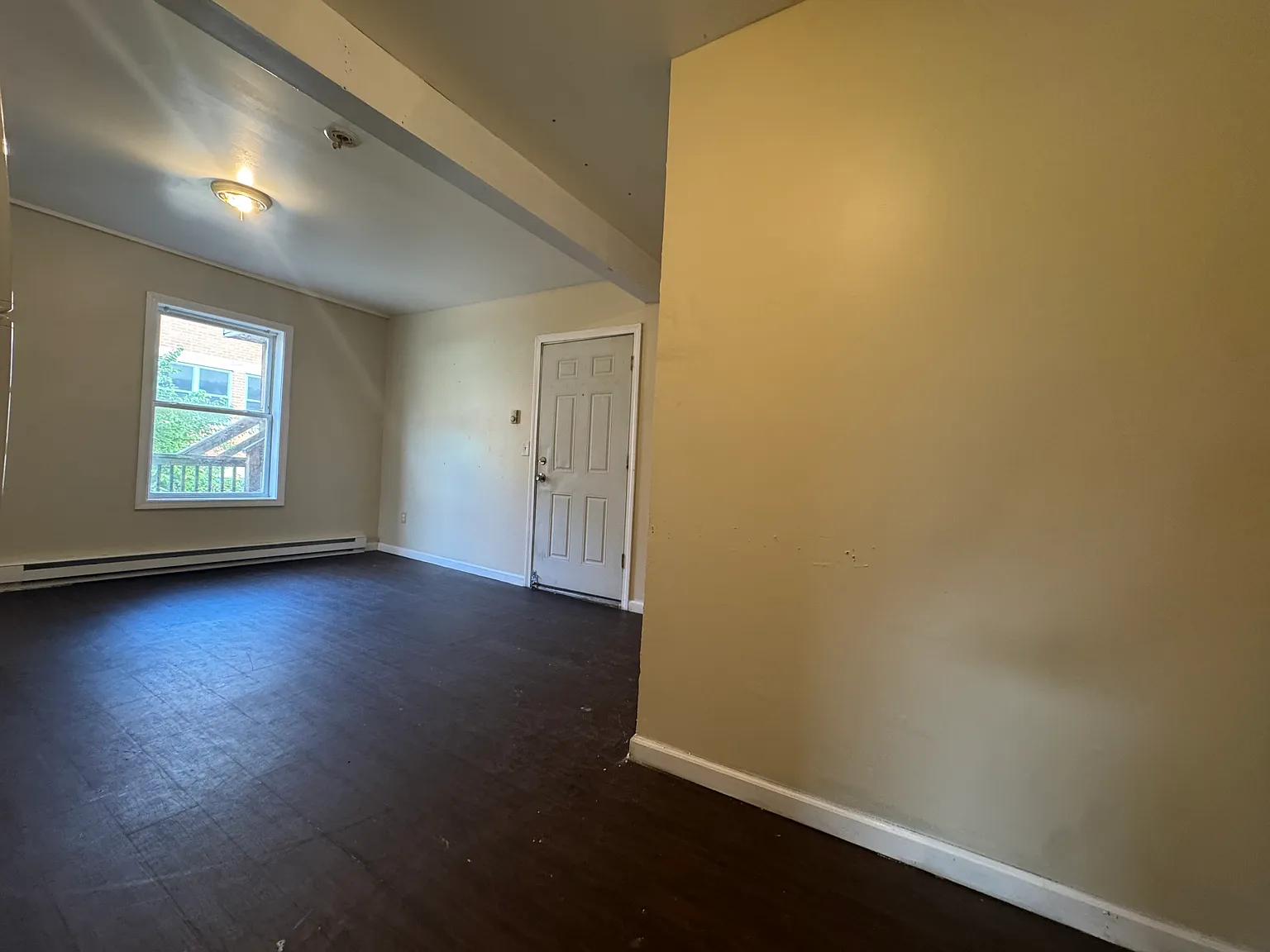 2 bed, 800 sqft, $1,245 — Photo 2