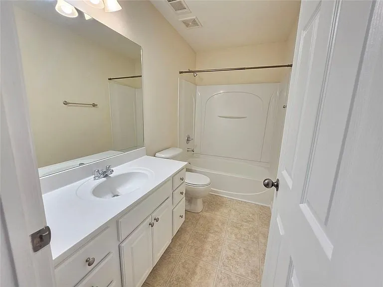 1693 Southgate Mill Dr NW — Photo 16