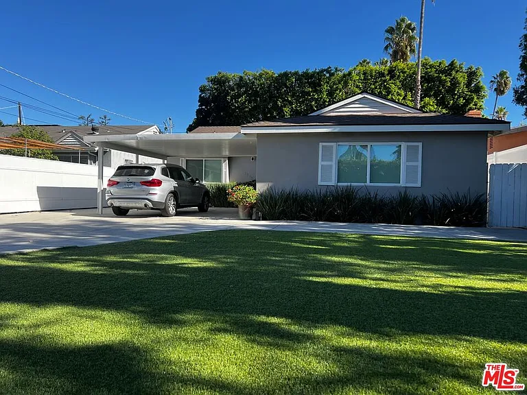 5740 Vantage Ave — Photo 20