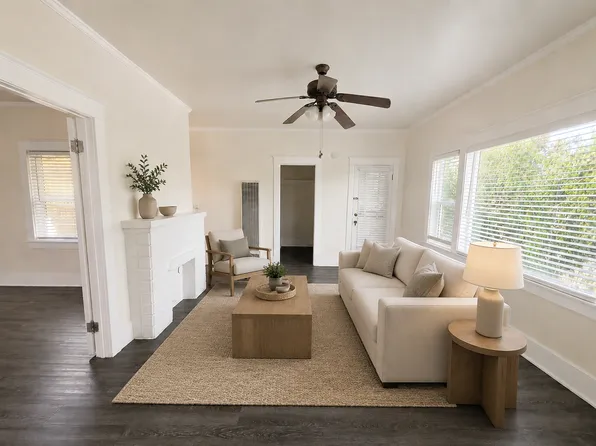2nd St. Apartments