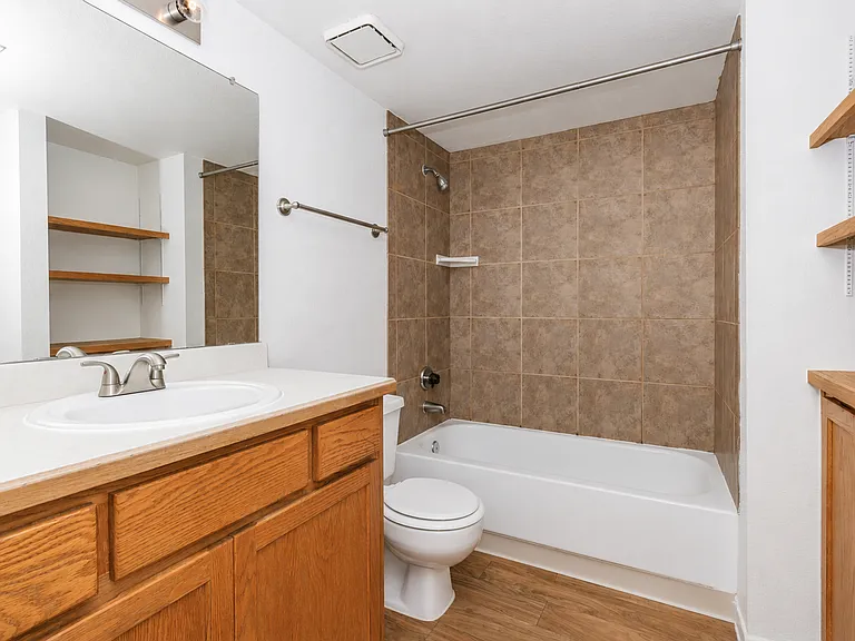 Rio Cancion Apartments — Photo 62