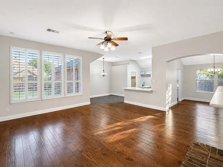 1816 Caddo Lake Dr — Photo 4