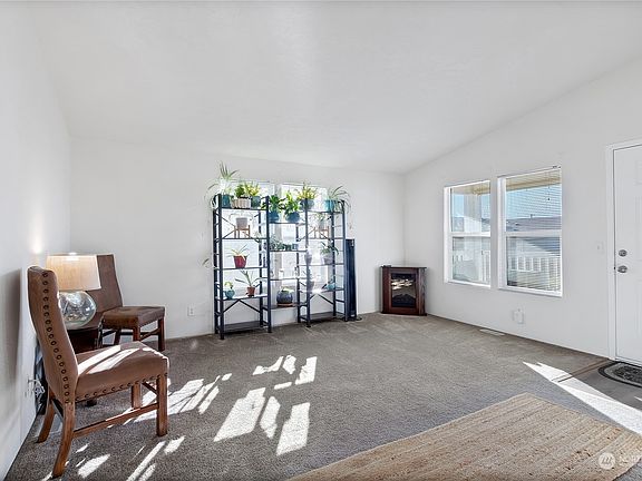 5th image of 16225 59th Avenue E #27