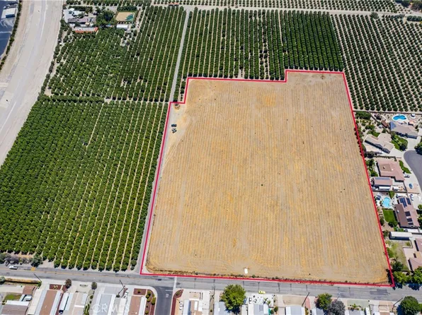 1 Mayberry Ave, Hemet, CA 92544