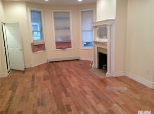 929K Summit Ave, Bronx, NY 10452
