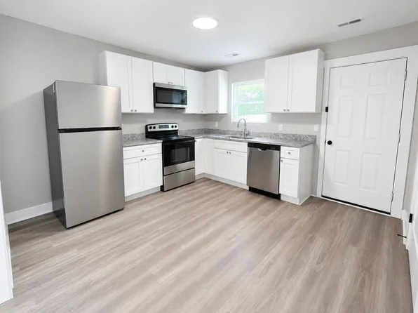 Welcome to West Eastland Townhomes!