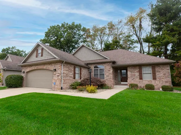 16197 Gumwood Crossing Dr, Granger, IN 46530