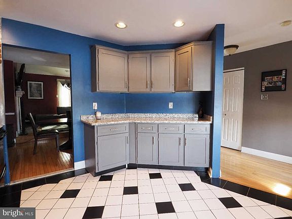 4th image of 3429 Pebble Beach Dr