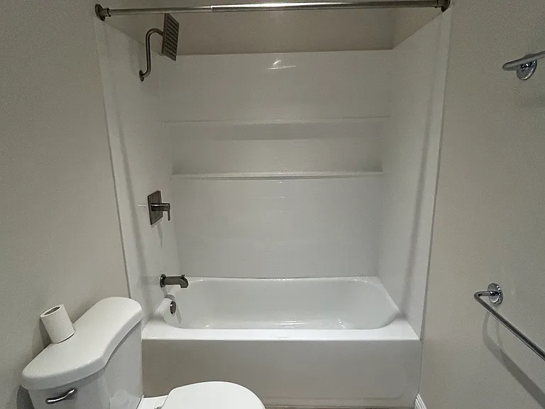 8022 Linda Vista Rd #2I — Photo 19