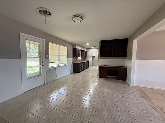 4th image of 3318 Nonesuch Rd