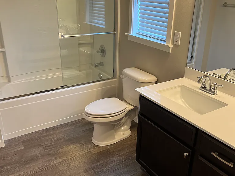2412 NE Boulderstone Ct — Photo 20
