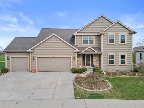 718 Greystone DRIVE, Port Washington, WI 53074