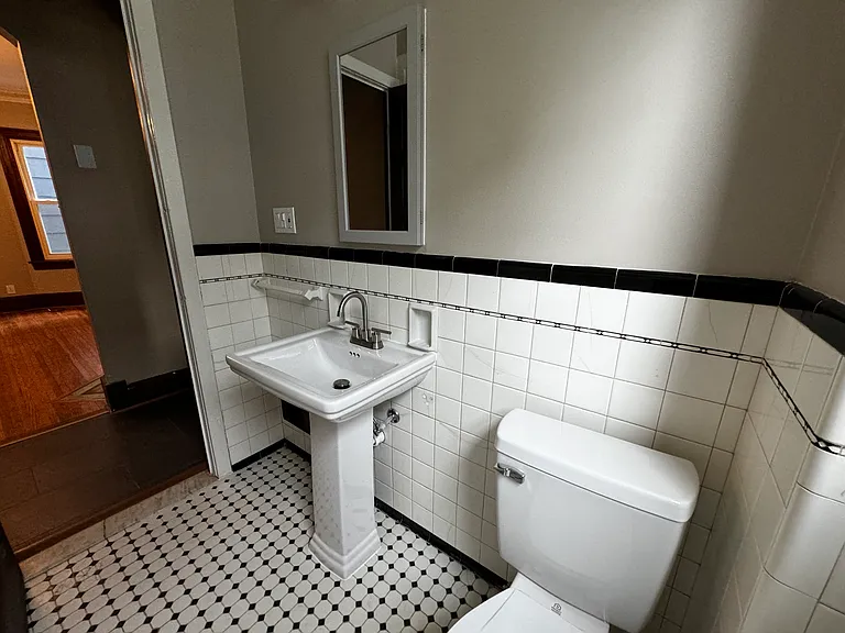 294 Baynes St #1 — Photo 14