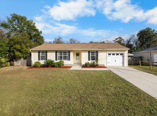 101 Cowrie Ave SW, Fort Walton Beach, FL 32548