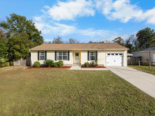 101 Cowrie Ave SW, Fort Walton Beach, FL 32548