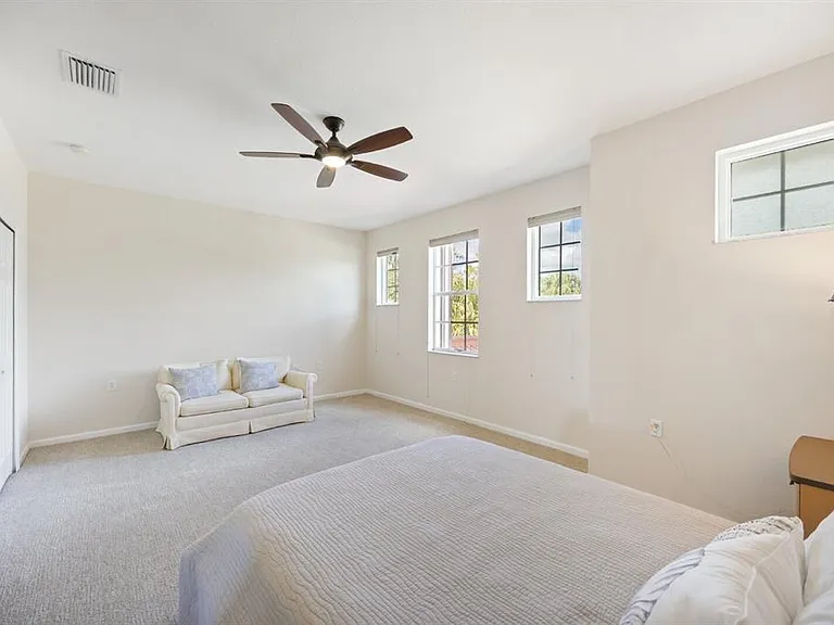 4604 Club Dr #B202 — Photo 31
