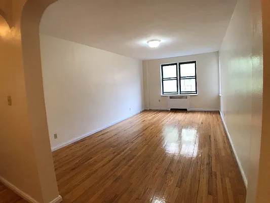 Rented by Sovereign Associates | media 23