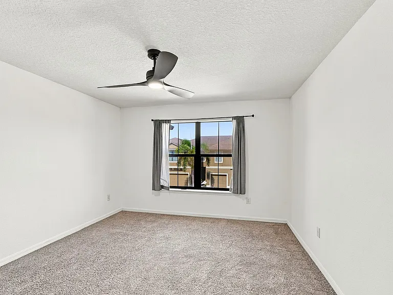 5156 Bay Isle Cir — Photo 19