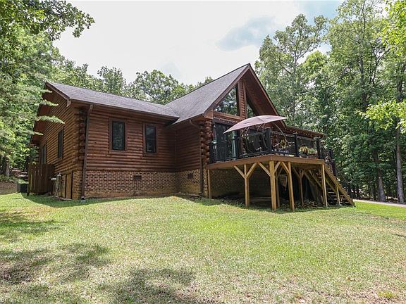 2nd image of 2211 Rocky Cove Ln