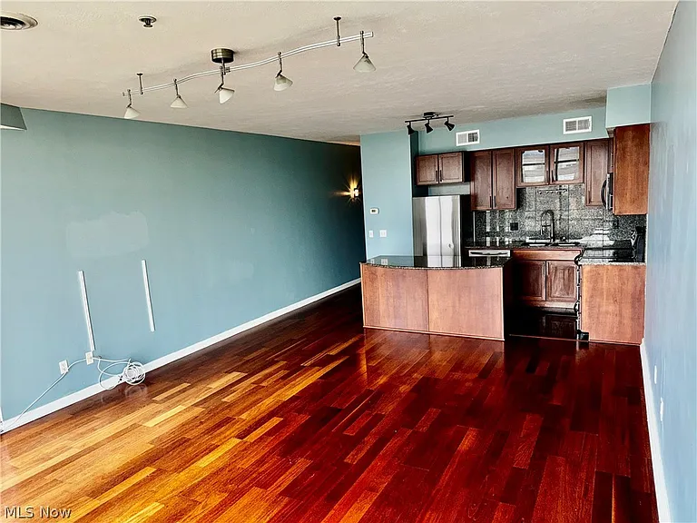 1237 Washington Ave #811 — Photo 37