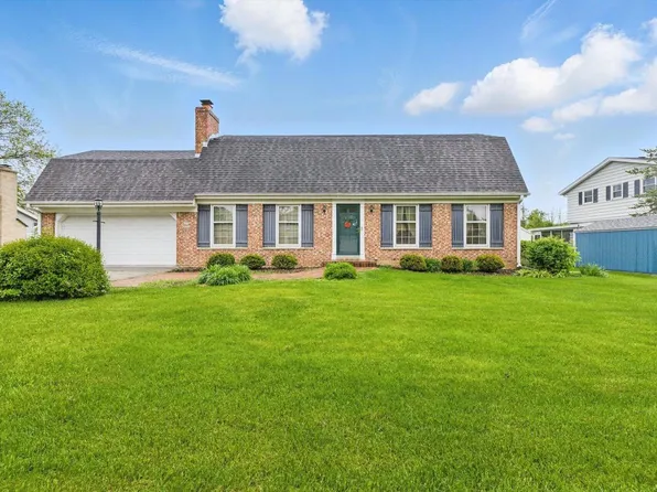 W173N8422 Robert AVENUE, Menomonee Falls, WI 53051