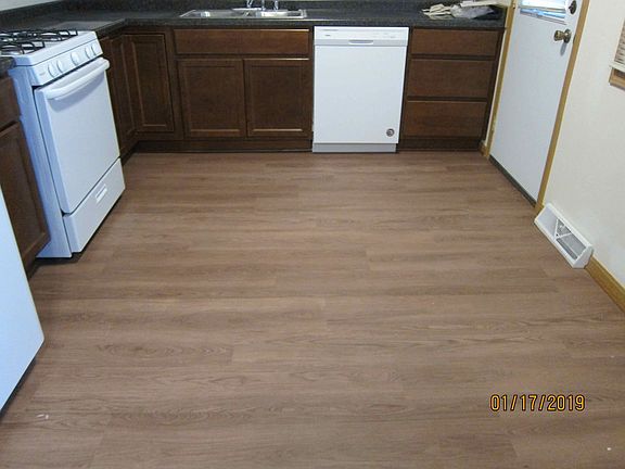 2nd image of 146 W Falls Rd