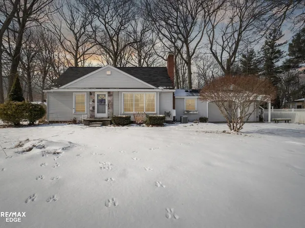 1351 N Packard Ave, Burton, MI 48509