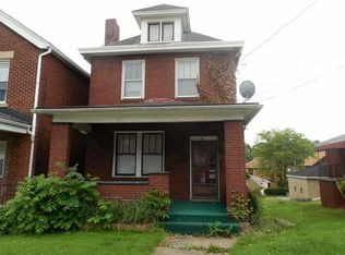 704 Waddell Ave, Clairton, PA