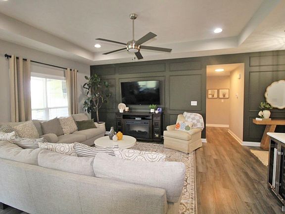 5th image of 7634 Brinkley Ct