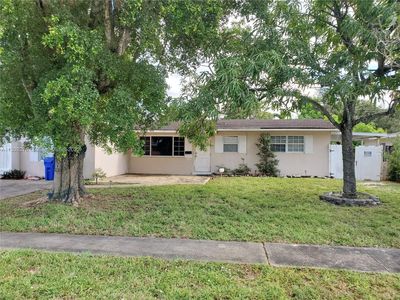 701 SW 69th Ter, Pembroke Pines, FL, 33023