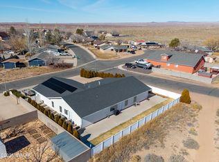 1410 Smithson Dr, Holbrook, AZ 86025