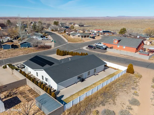 1410 Smithson Dr, Holbrook, AZ 86025