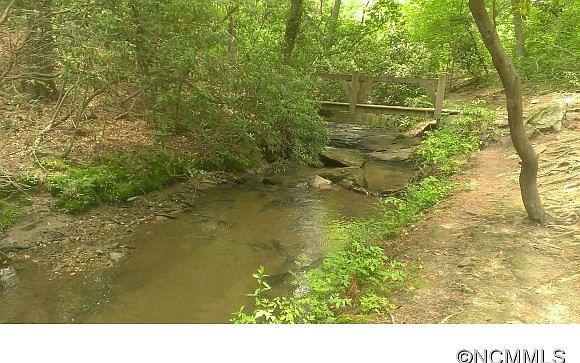 2nd image of 126 Powder Creek Trl