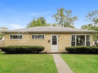 517 N Bierman Ave, Villa Park, IL 60181