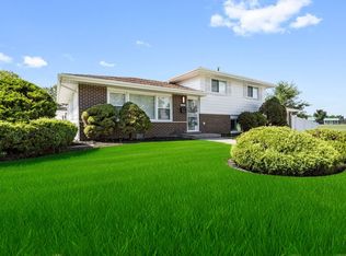 4101 Park Ln, Country Club Hills, IL