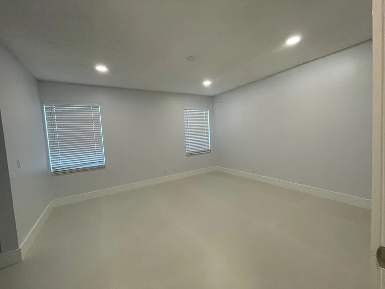 1630 Zenith Way #1630 — Photo 23