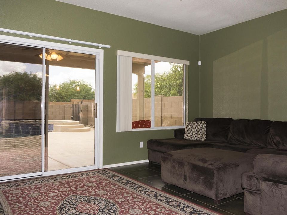 1st image of 9497 N Englewood Dr