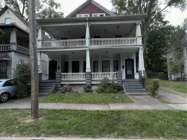 920 Wheelock Rd, Cleveland, OH 44103